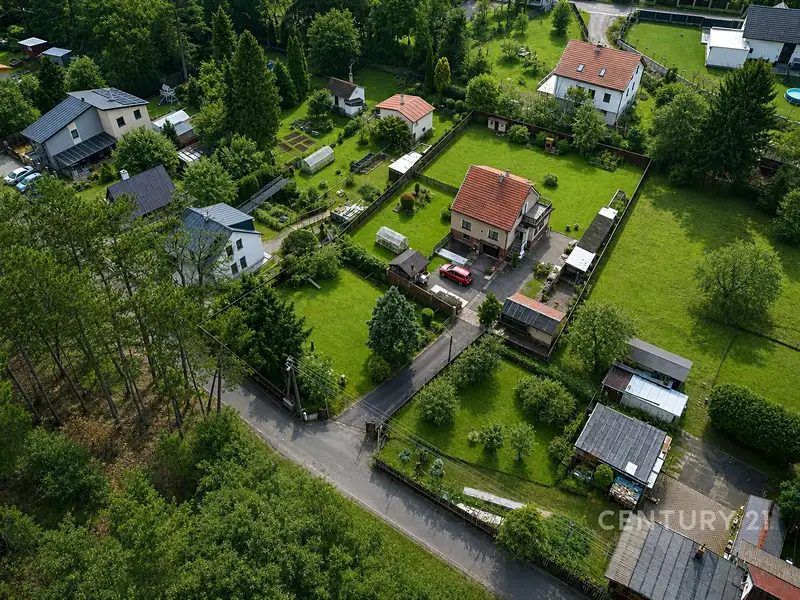 Prodej stavebního pozemku 2000 m², Psáry – náhled fotky 1