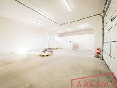 Pronájem komerčního prostoru, 85 m² (3 z 6)