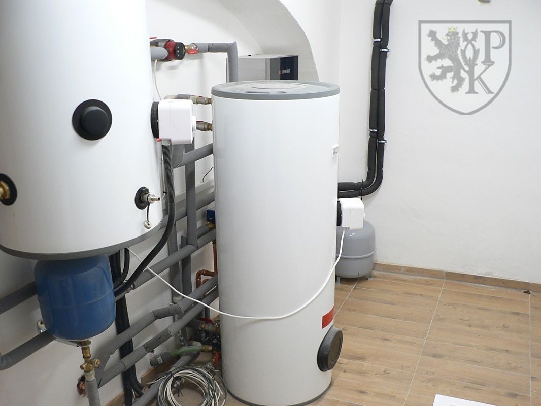 Prodej chalupy 375 m², pozemek 1380 m² – fotografie 4