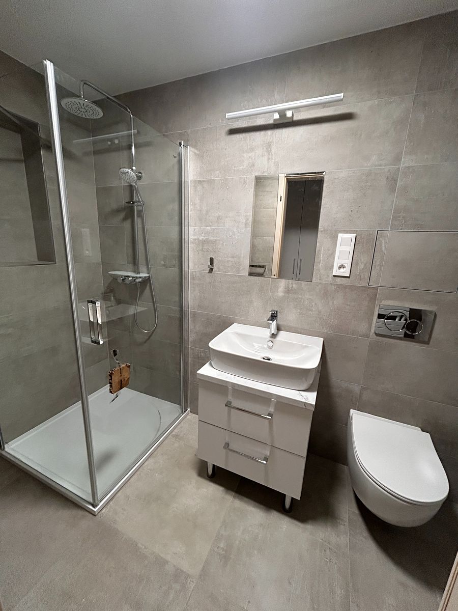 Pronájem bytu 2+kk 63 m² – fotografie 2