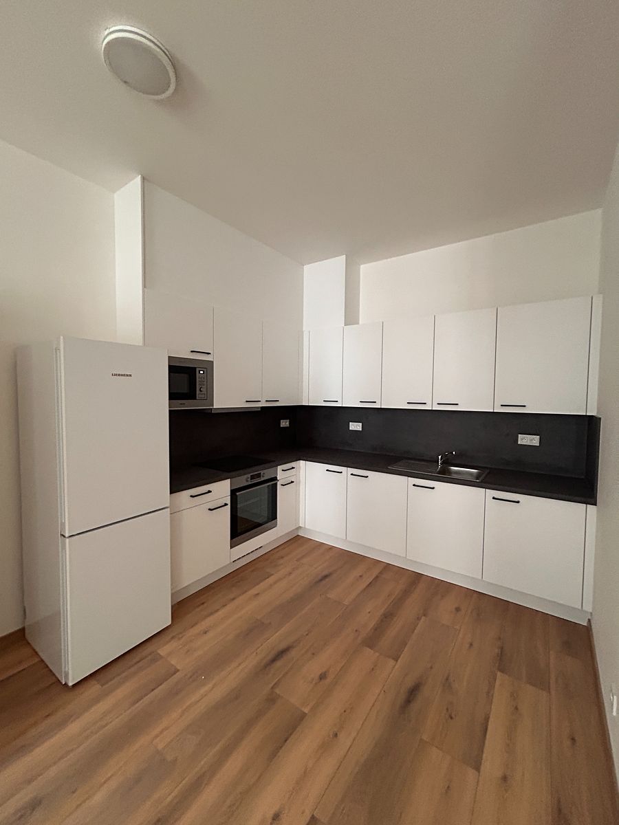 Pronájem bytu 2+kk 63 m²