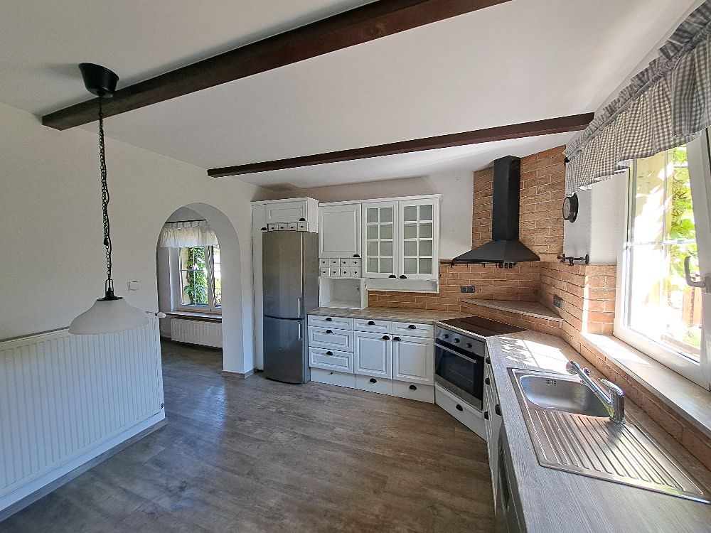 Prodej rodinného domu 330 m², pozemek 413 m² – fotografie 4