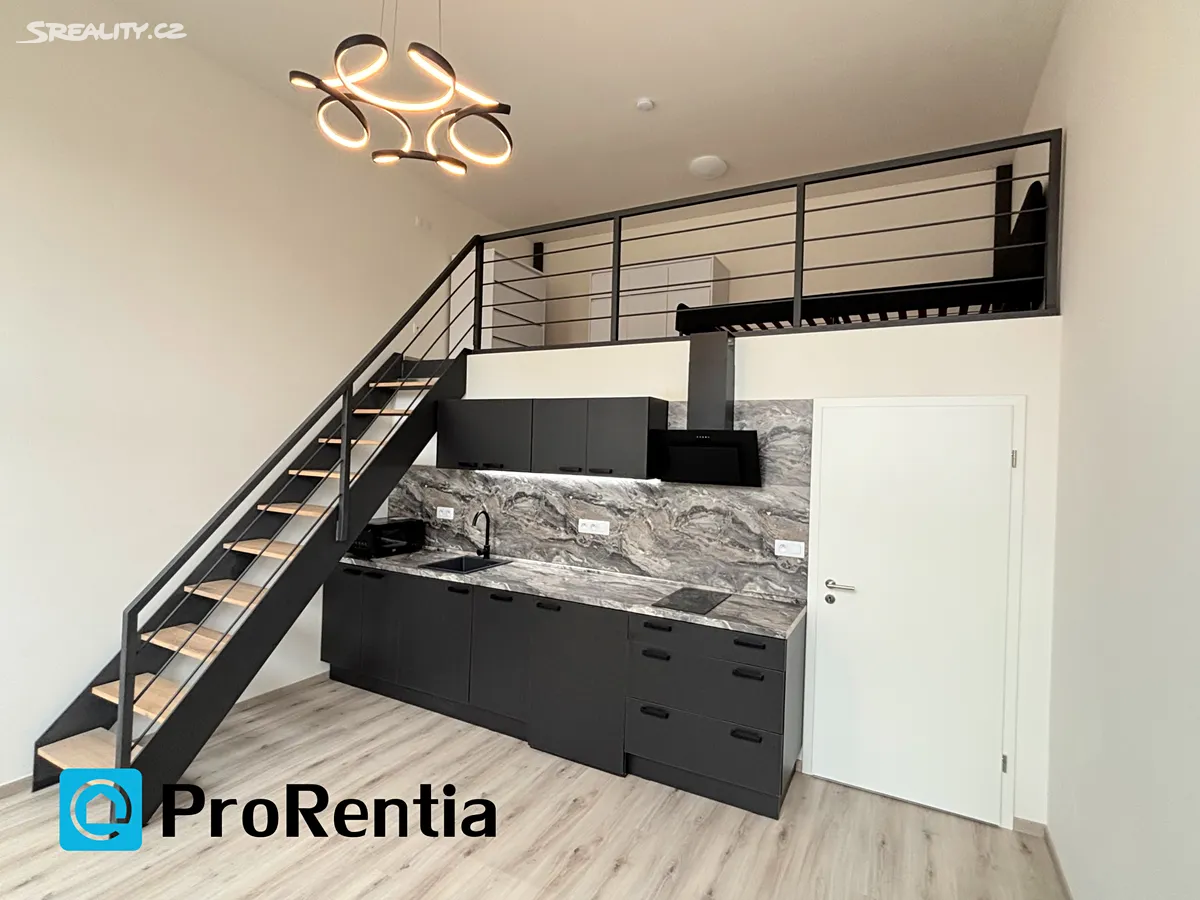 Pronájem bytu 1+kk 33 m², Praha