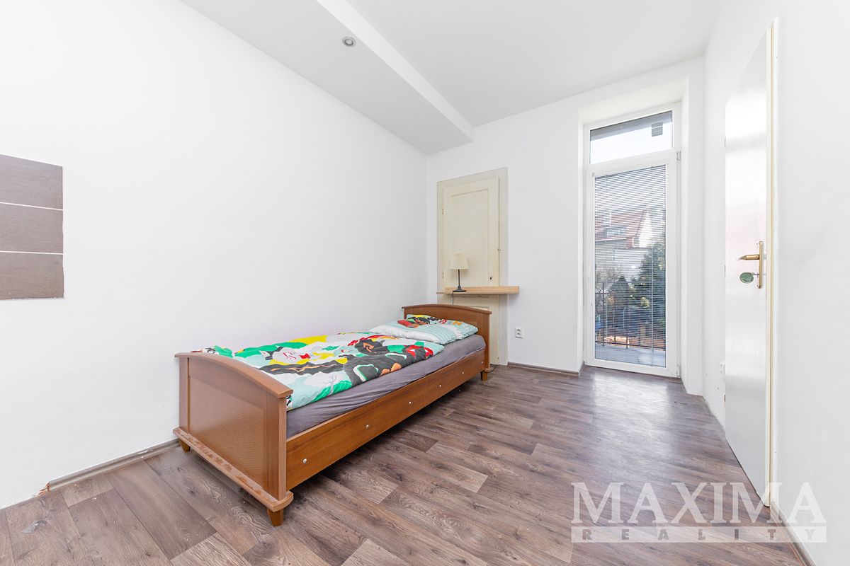 Prodej rodinného domu 460 m², pozemek 239 m² – fotografie 3