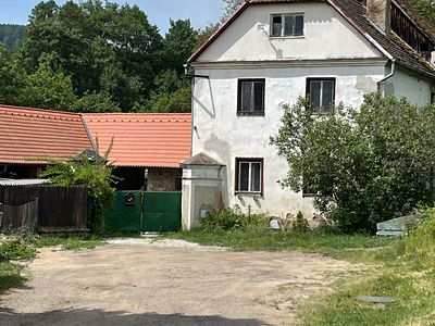 Prodej vícegeneračního domu 320 m², pozemek 5176 m²