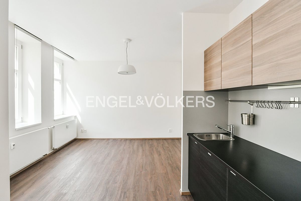 Pronájem bytu 1+kk 30 m²