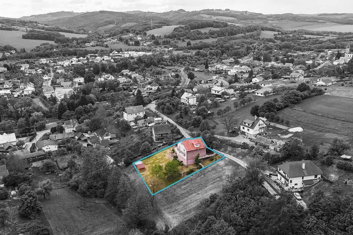 Prodej rodinného domu 395 m², pozemek 1522 m² – fotografie 4