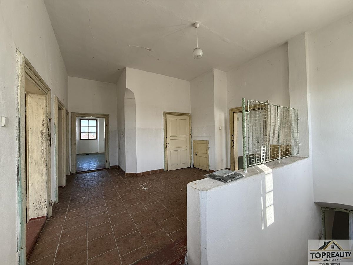 Prodej vily 180 m², pozemek 3054 m² – fotografie 5