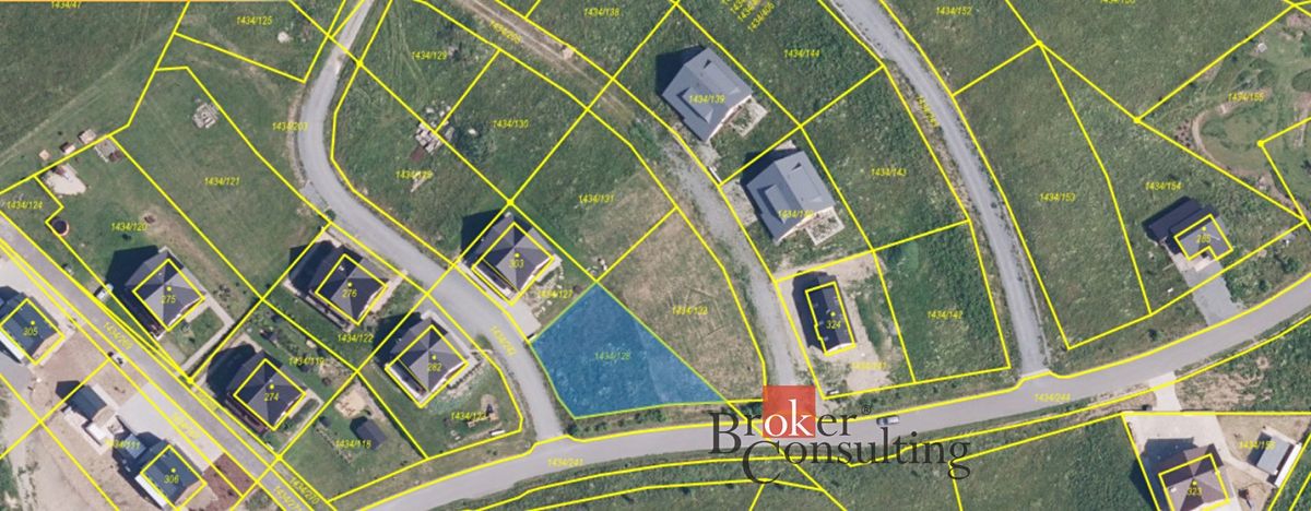 Prodej stavebního pozemku 644 m² – fotografie 3