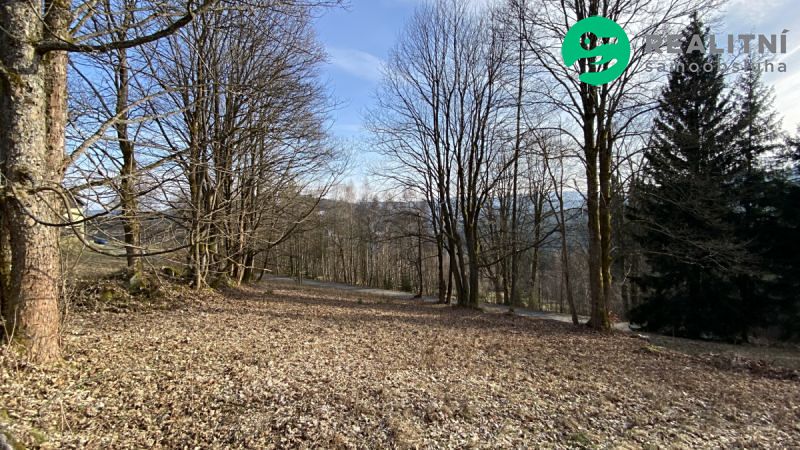 Prodej stavebního pozemku 1024 m²