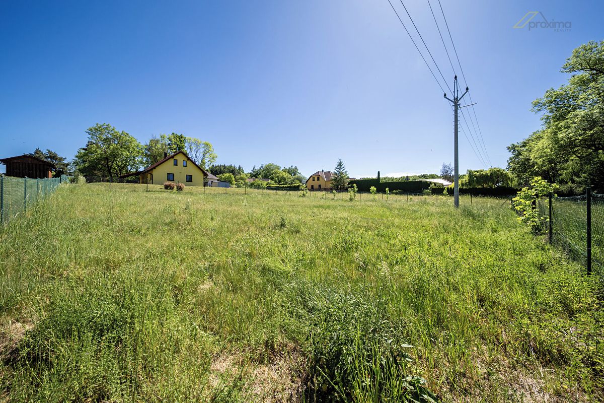 Prodej stavebního pozemku 887 m², Hracholusky – fotka 1 z 3