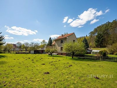 Prodej rodinného domu 160 m², pozemek 2000 m²