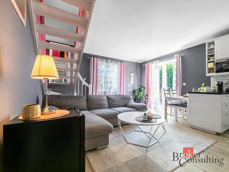 Prodej bytu 3+kk 71 m², Bašť – náhled fotky 2