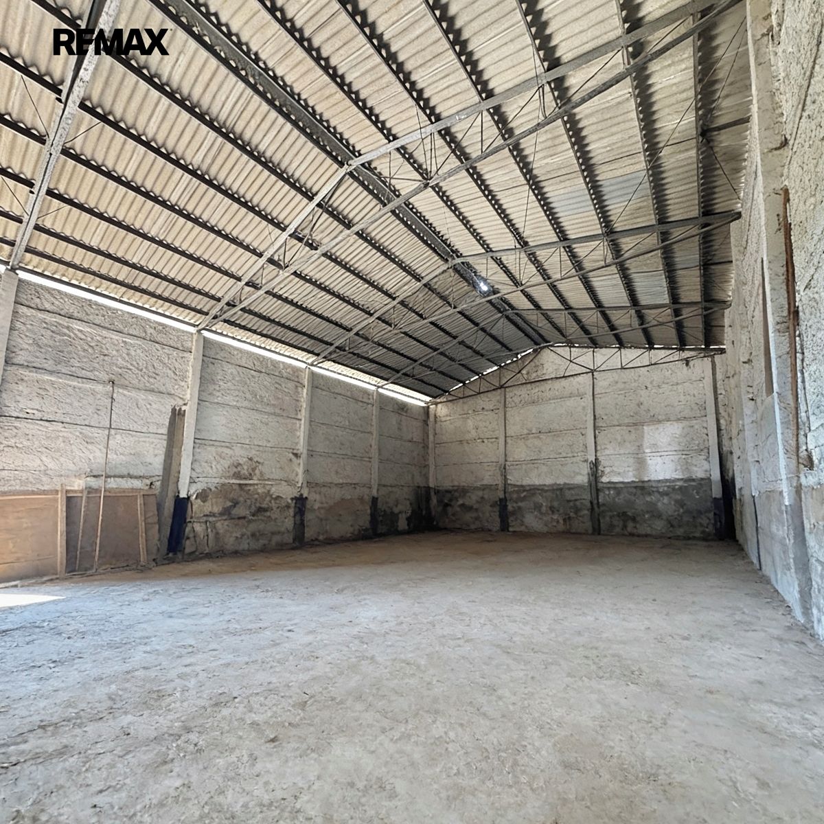 Pronájem skladového prostoru 618 m² – fotografie 4