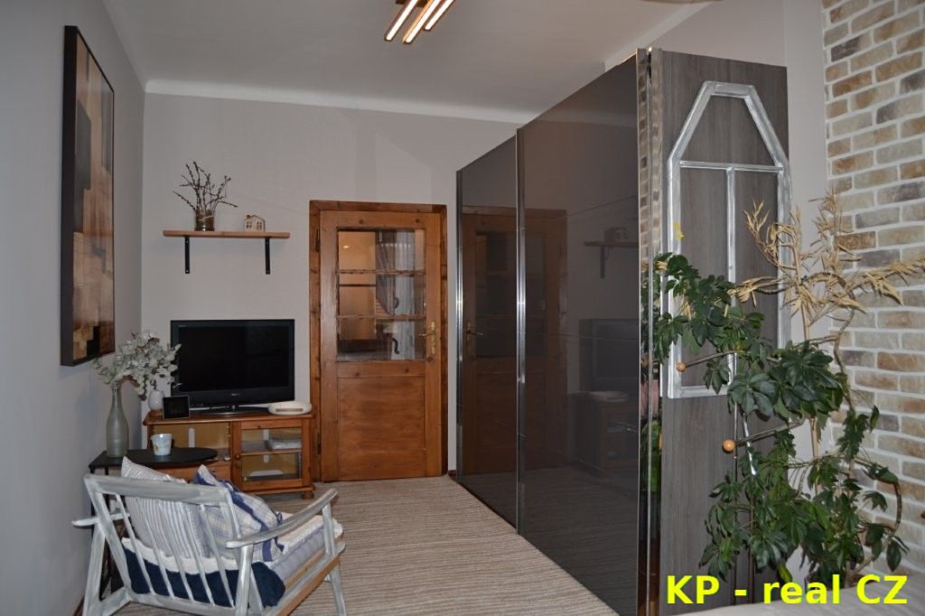 Pronájem bytu 2+kk 38 m² – fotografie 4