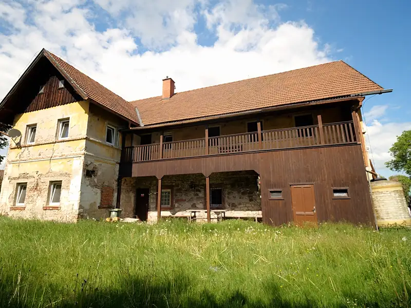 Prodej zemědělské usedlosti 320 m², pozemek 381 m², Meziměstí – náhled fotky 1