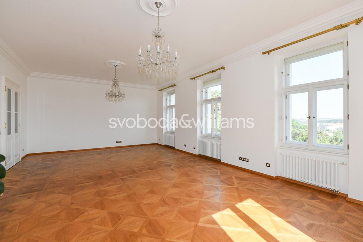 Pronájem bytu 5+1 250 m²