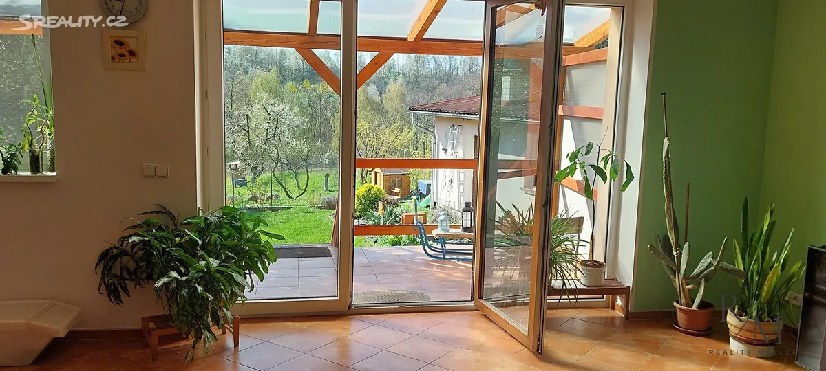 Prodej rodinného domu 173 m², pozemek 1163 m² – pohled 6