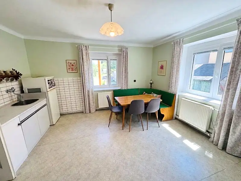 Prodej rodinného domu 240 m², pozemek 1207 m², Ostřešany – náhled fotky 3