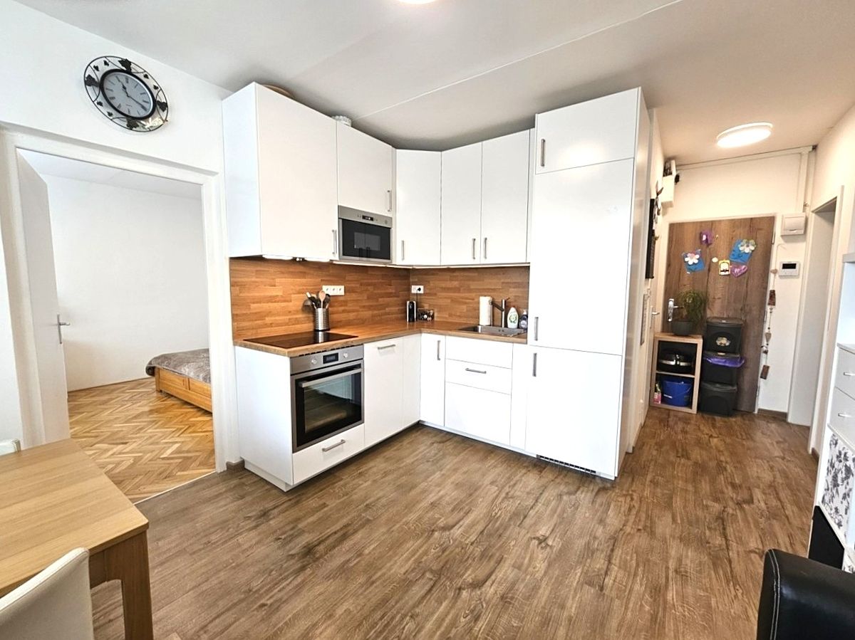Pronájem bytu 4+kk 70 m²
