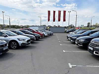 Pronájem garážového stání 1310 m²