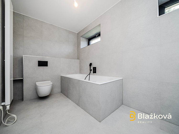 Prodej domu, 278 m² (20 z 33)