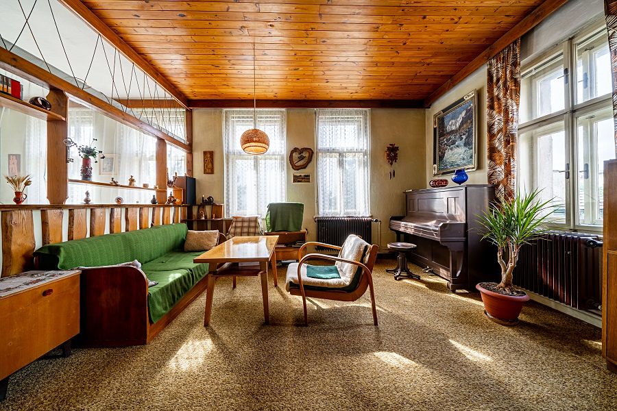 Prodej rodinného domu 175 m², pozemek 388 m² – fotografie 2