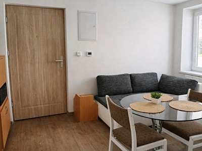 Prodej bytu 1+1, 37 m² (3 z 10)