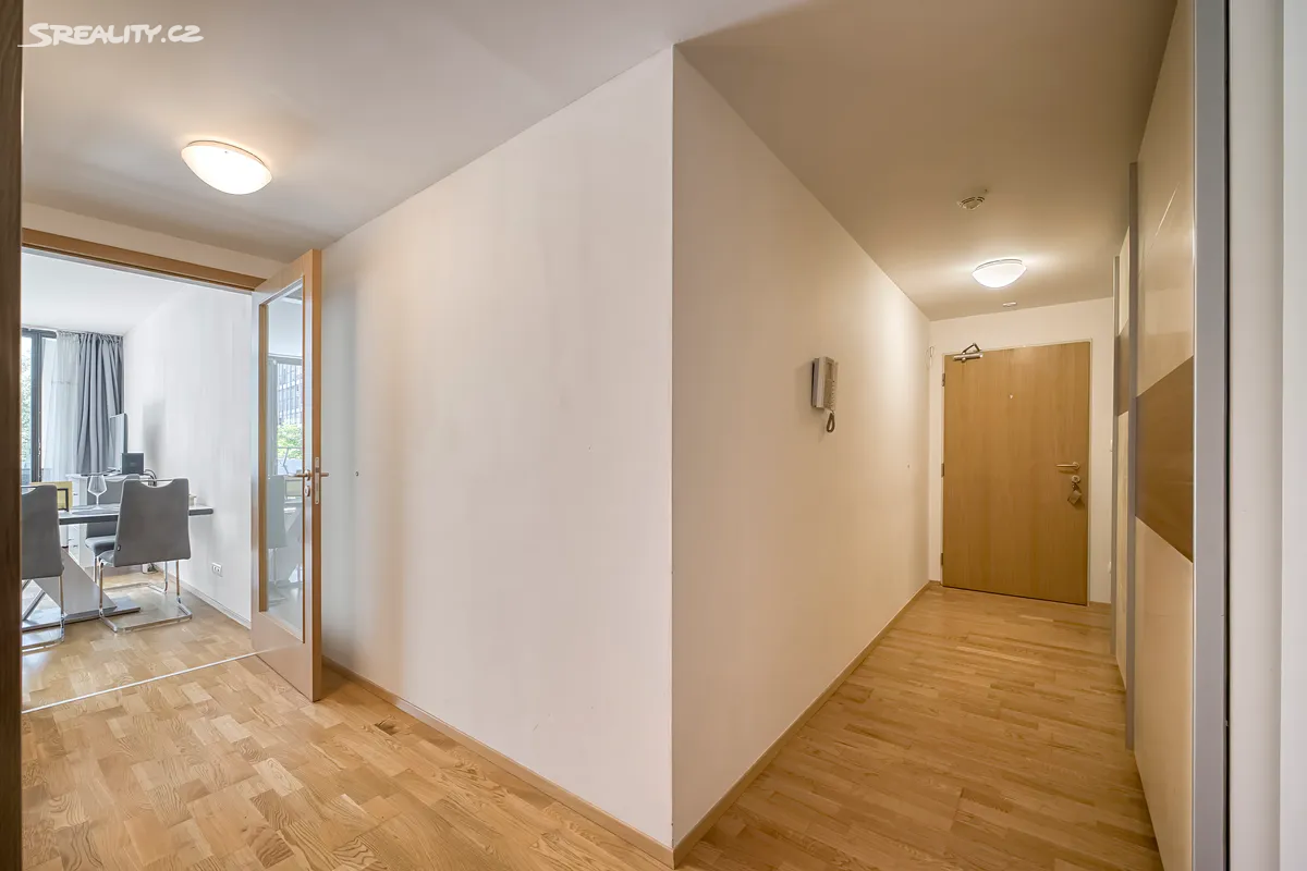 Prodej bytu 2+kk 67 m² – další