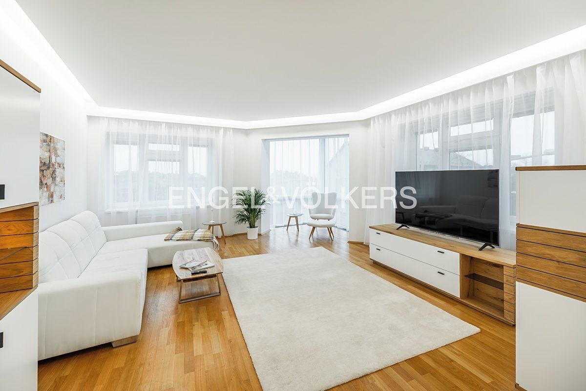 Pronájem bytu 2+kk 90 m²