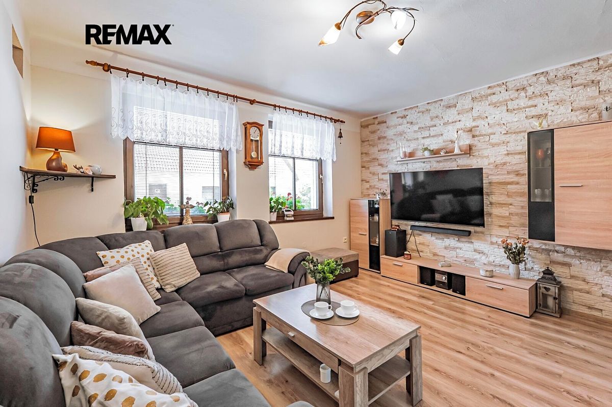 Prodej rodinného domu 123 m², pozemek 869 m²