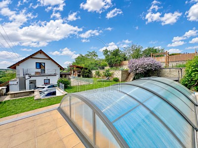 Prodej  rodinného domu 166 m², pozemek 1 110 m²