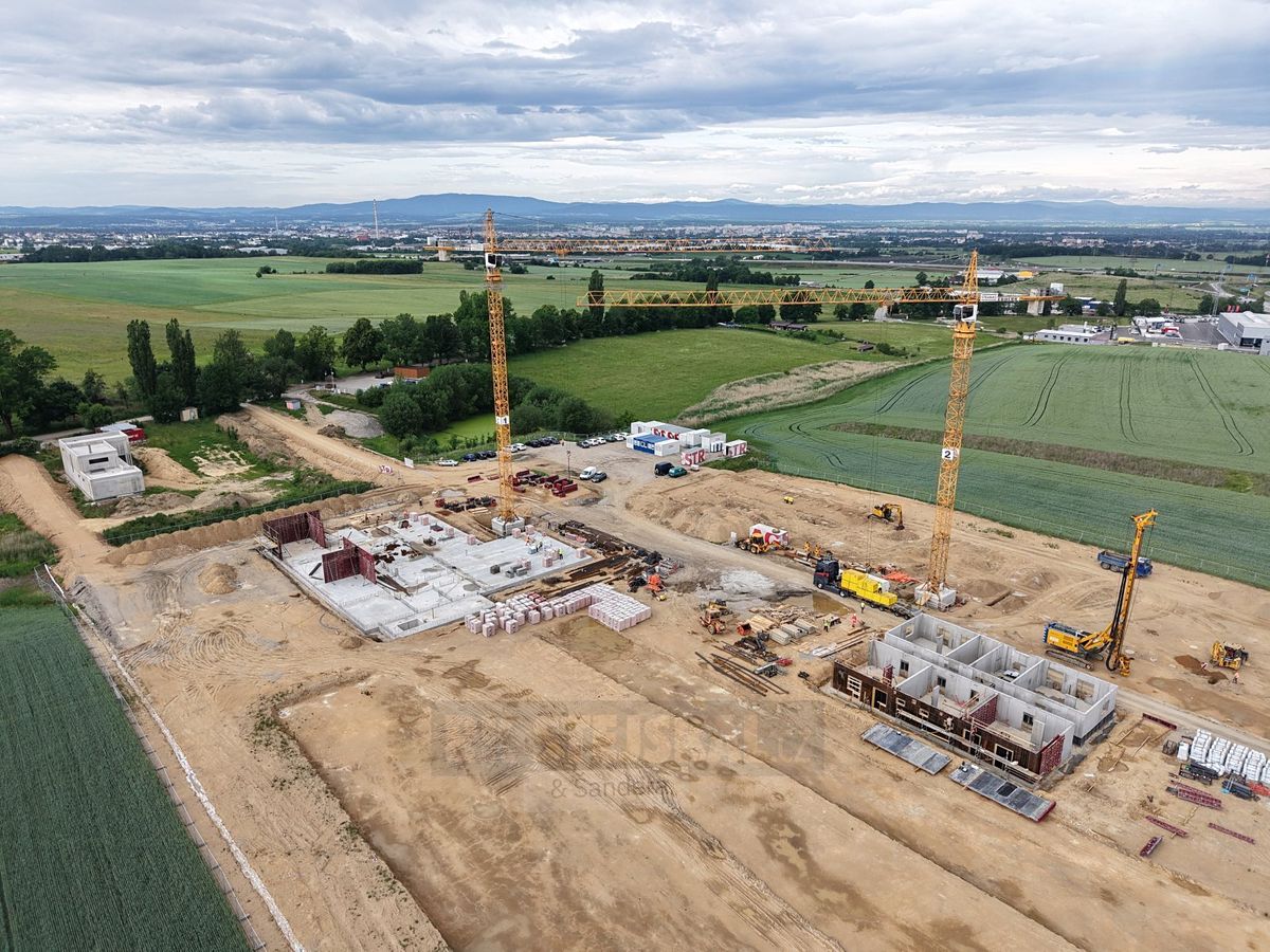 Prodej bytu 1+kk 47 m², Hůry – fotka 1 z 3