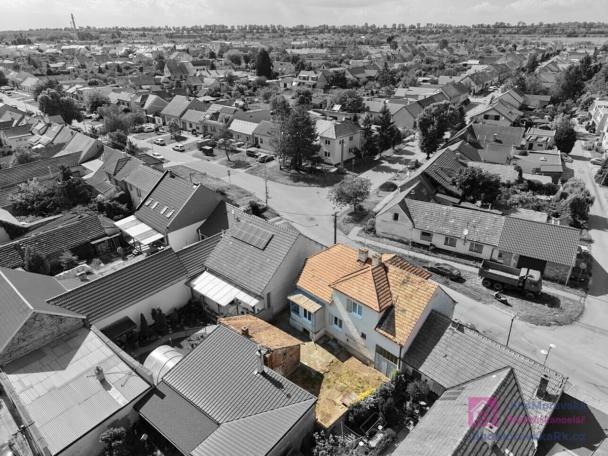 Prodej rodinného domu 148 m², pozemek 259 m² – fotografie 2