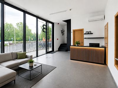 Pronájem obchodního prostoru 161 m²