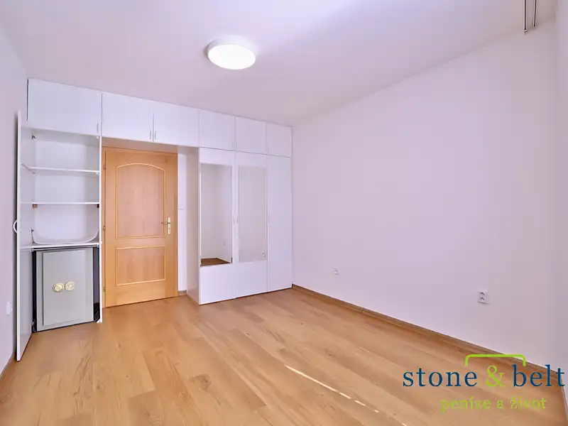 Pronájem bytu 5+kk 147 m², Praha – náhled fotky 2