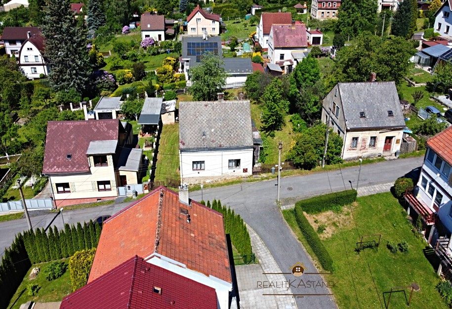 Prodej rodinného domu 131 m², pozemek 1048 m²
