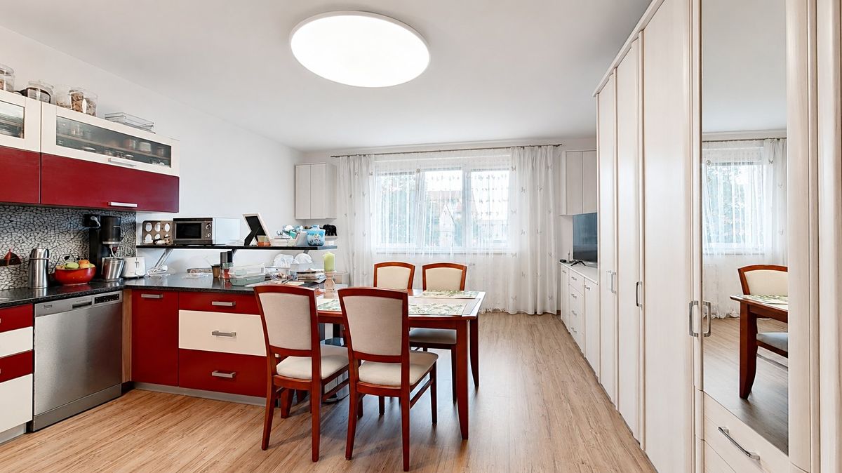 Prodej bytu 2+kk 56 m²