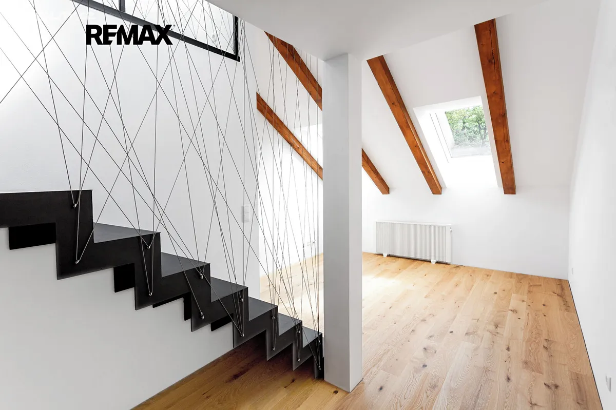 Prodej bytu 1+kk 49 m² - Więcej
