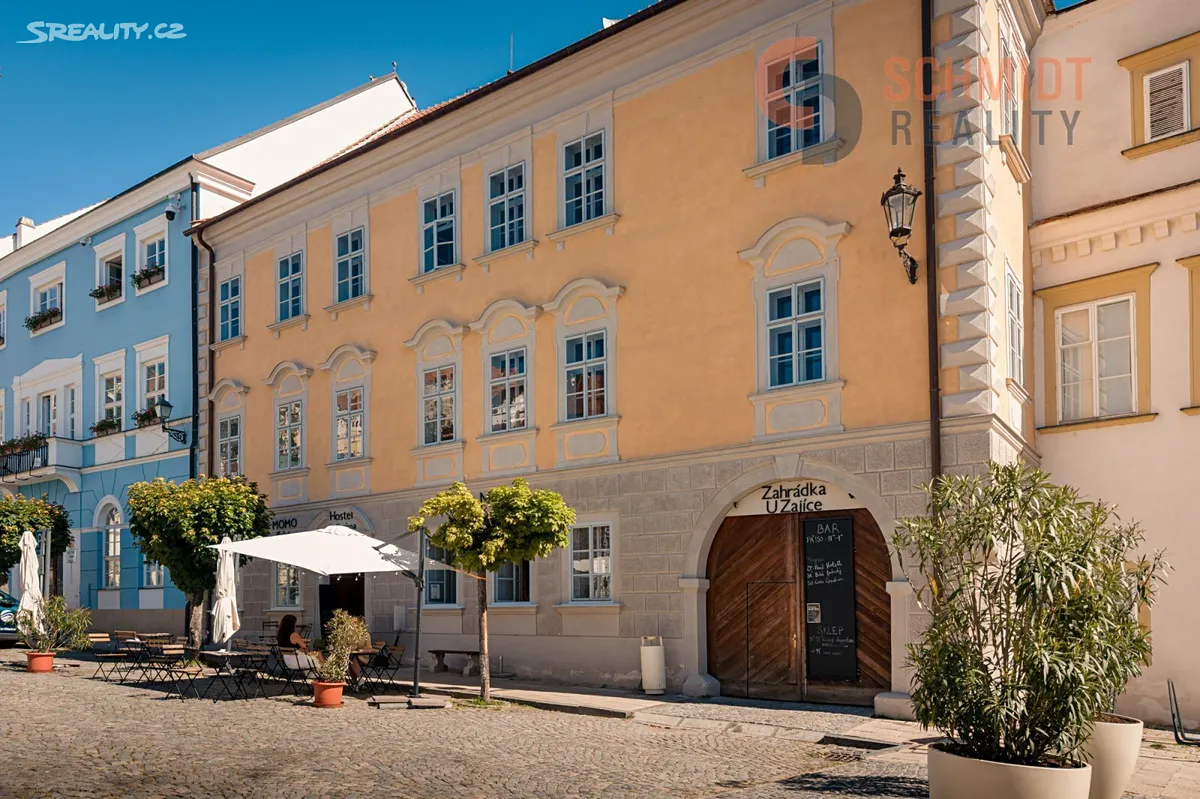 Pronájem kanceláře 14 m², Náměstí