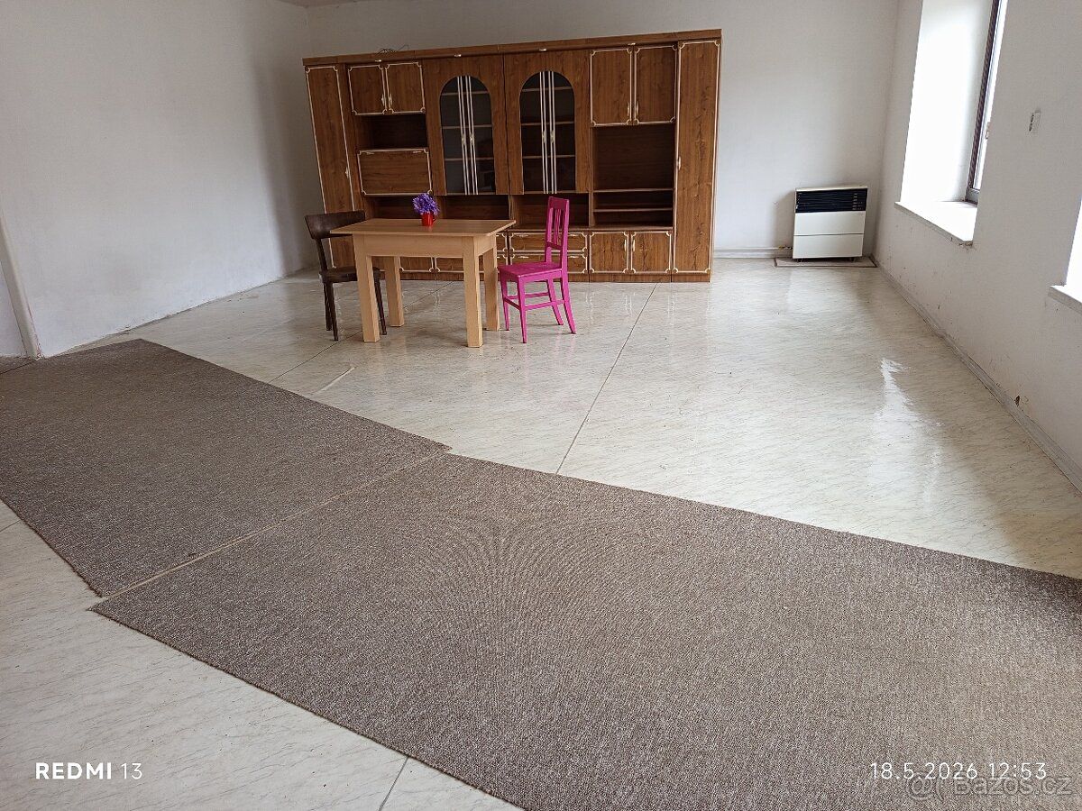 Prodej rodinného domu 337 m², pozemek 337 m² – fotografie 4