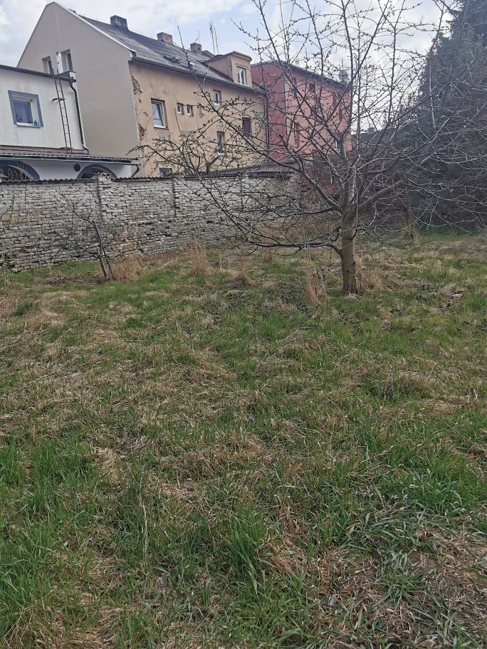 Prodej stavebního pozemku 763 m² – fotografie 2