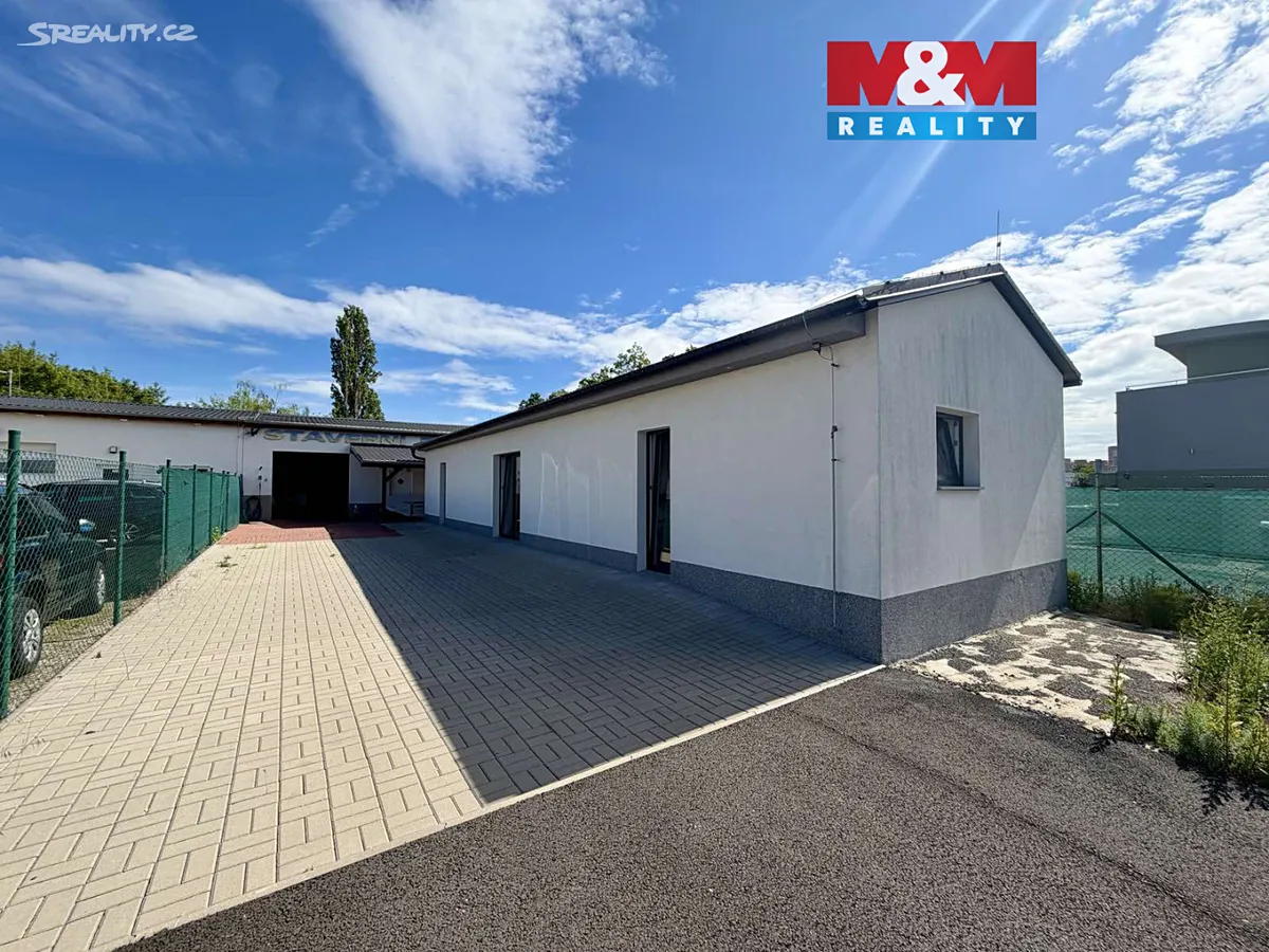 Prodej obchodního prostoru 145 m², Most