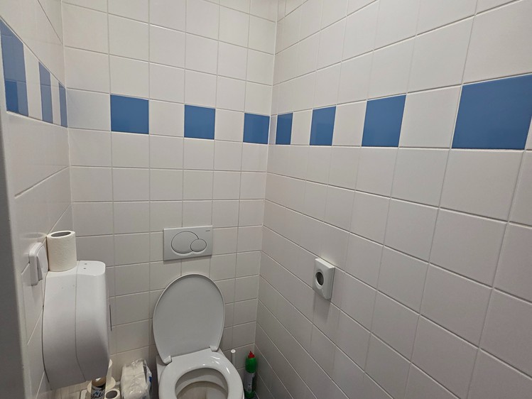 Комерційне приміщення в оренду, 153 м² (10 з 15)
