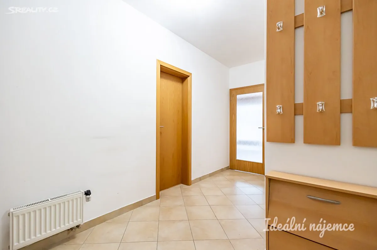 Pronájem bytu 1+kk 44 m² – pohled 4