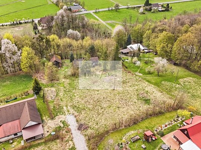 Prodej  stavebního pozemku 1 878 m²