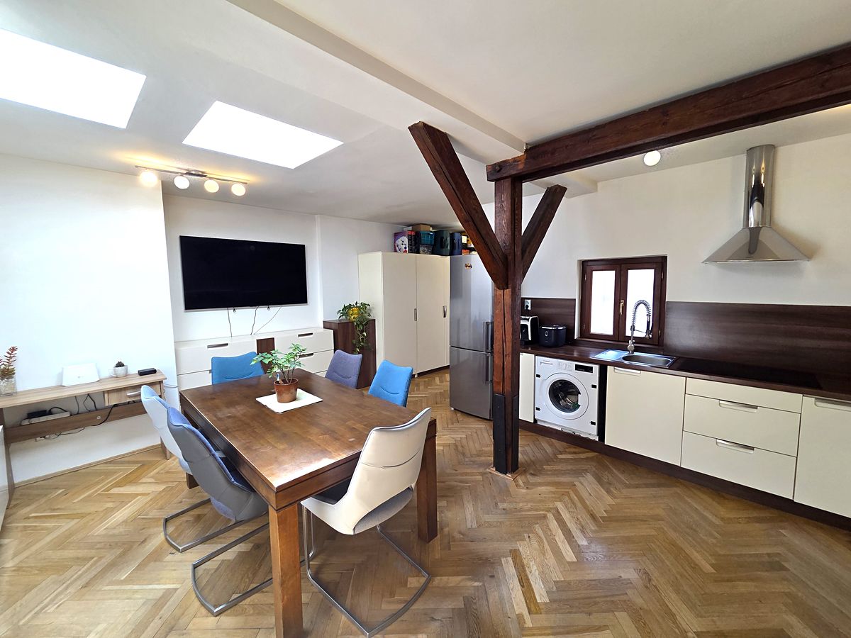 Prodej bytu 3+kk 75 m² (Podkrovní)