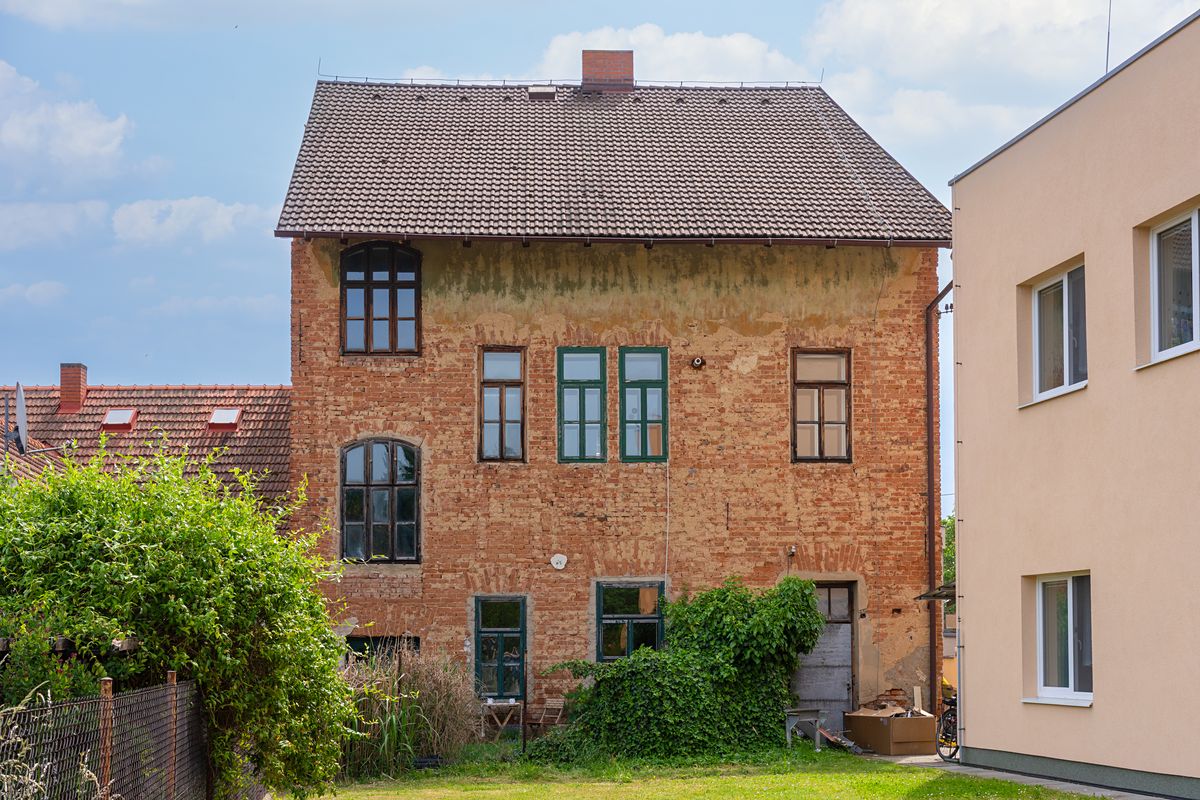 Prodej rodinného domu 200 m², pozemek 175 m² – fotografie 3
