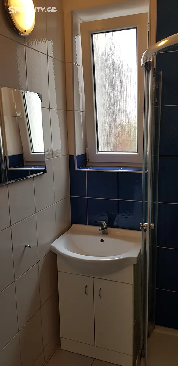 Pronájem bytu 2+kk 52 m² – pohled 2