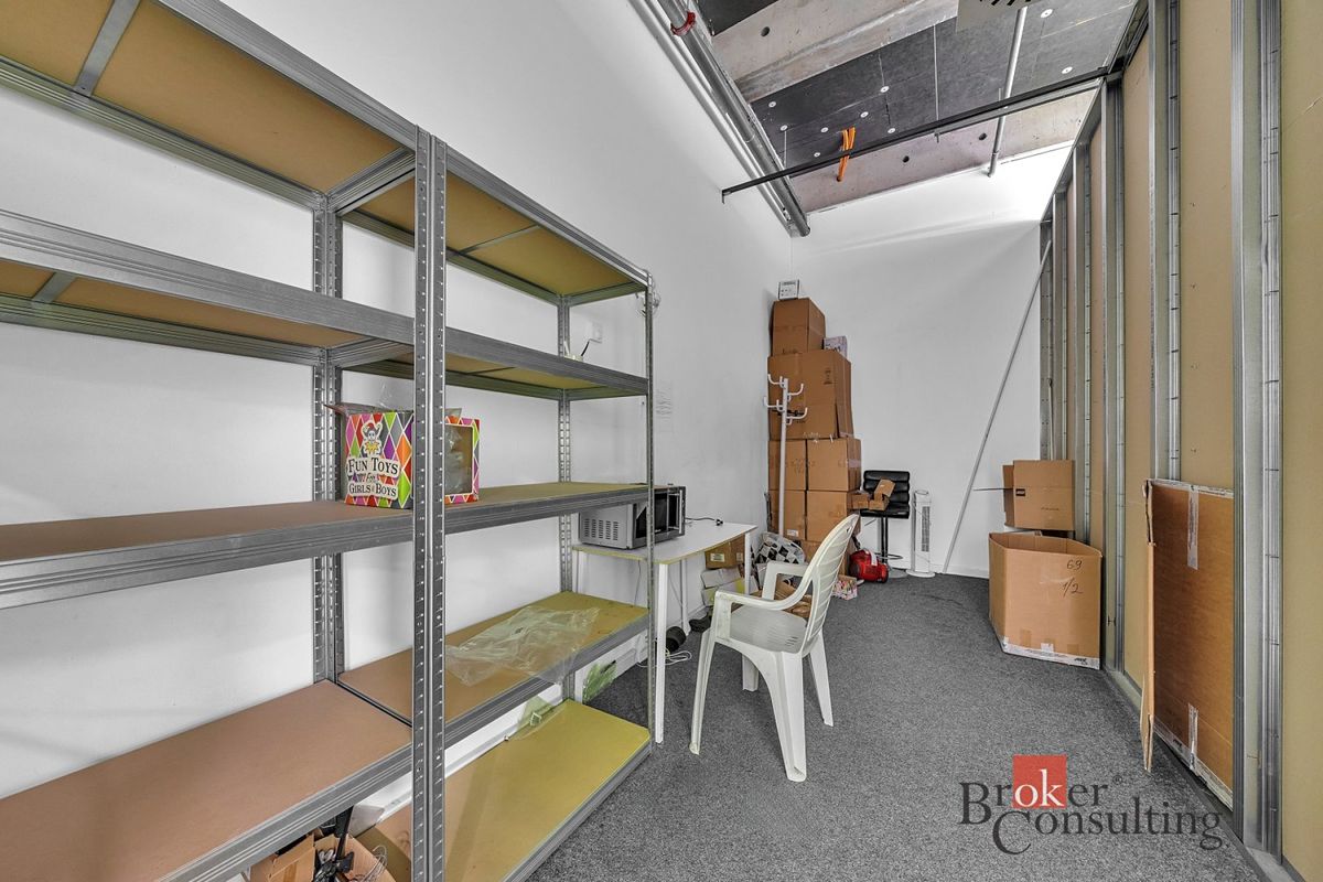 Pronájem obchodního prostoru 88 m² – fotografie 2